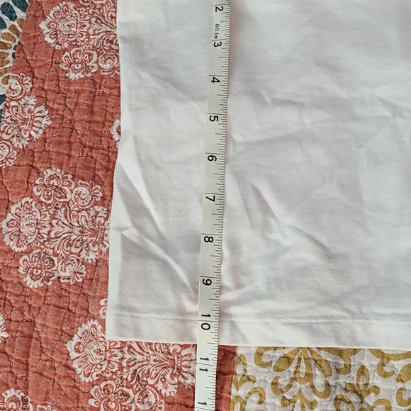 Plain white tube top - Picture 3 of 3